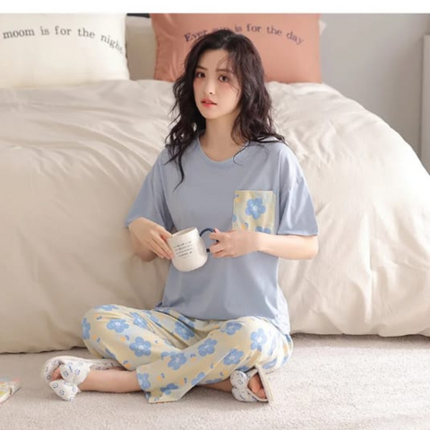 Blue Flower Pocket Print Half Sleeves T-shirt With Flowers Print Pajama Suit (SP-21)