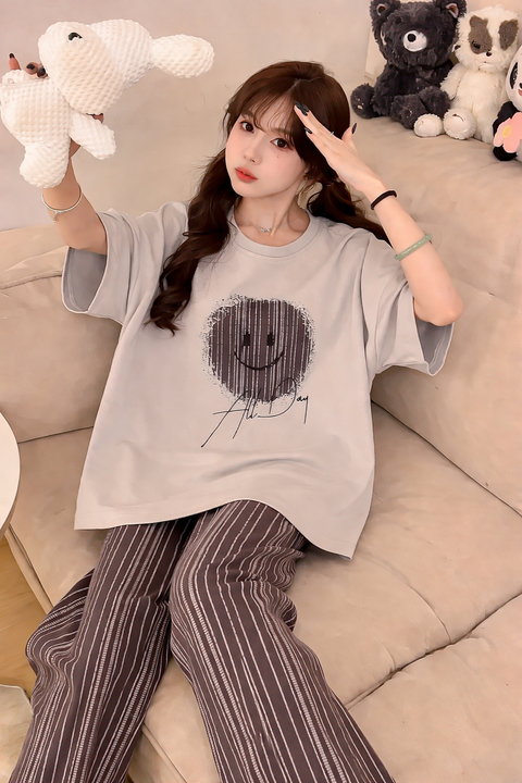 Grey Smiley Printed Half Sleeves T-Shirt With Brown Lining Trousers Night Suit