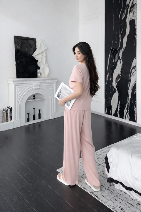 Pink Women’s Soft Lounge Wear Suit