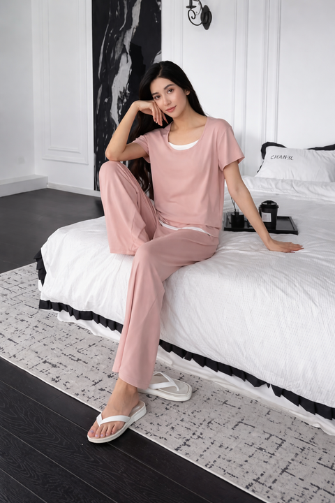 Pink Women’s Soft Lounge Wear Suit