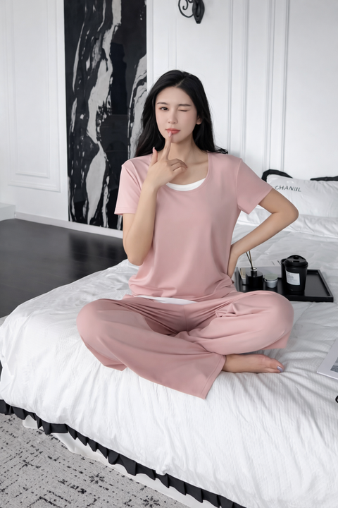 Pink Women’s Soft Lounge Wear Suit