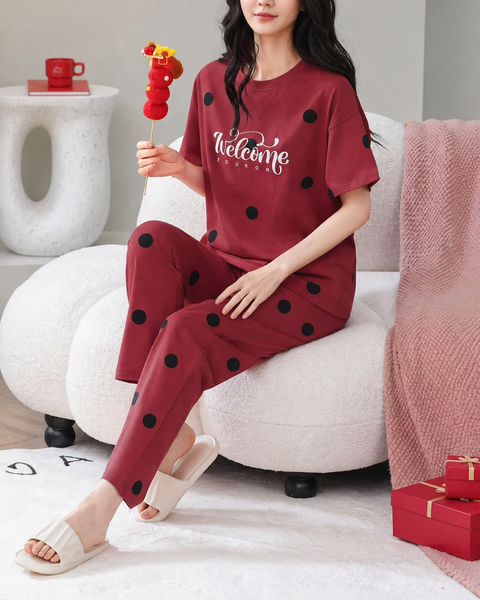Red Welcome Print Black dotted printed night suit